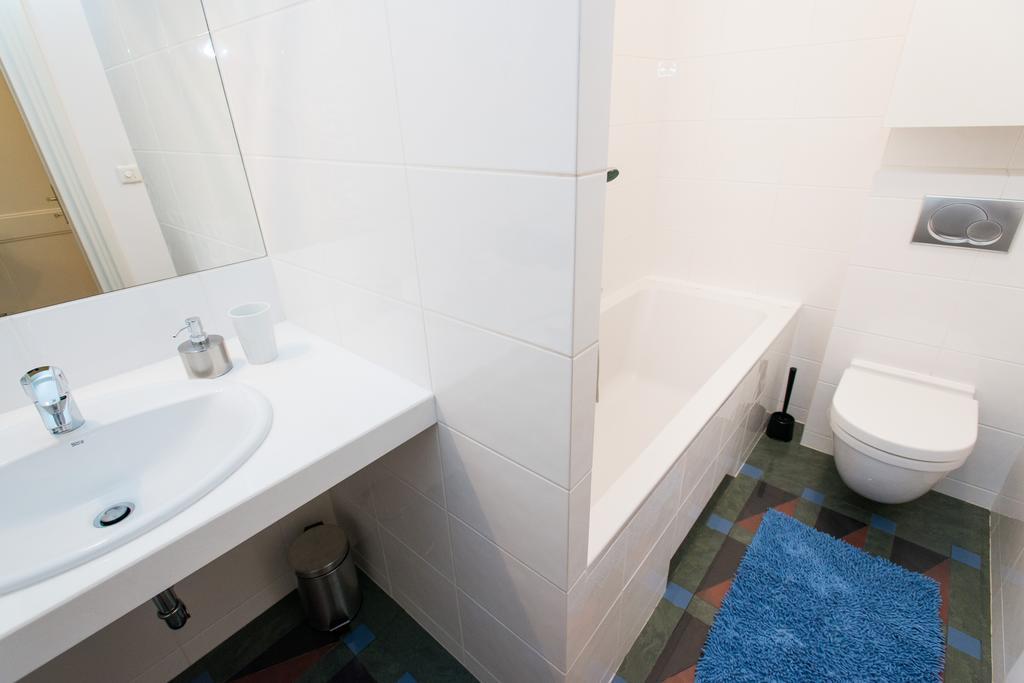 Style4Rent Sunny Old Town Apartments クラクフ 部屋 写真