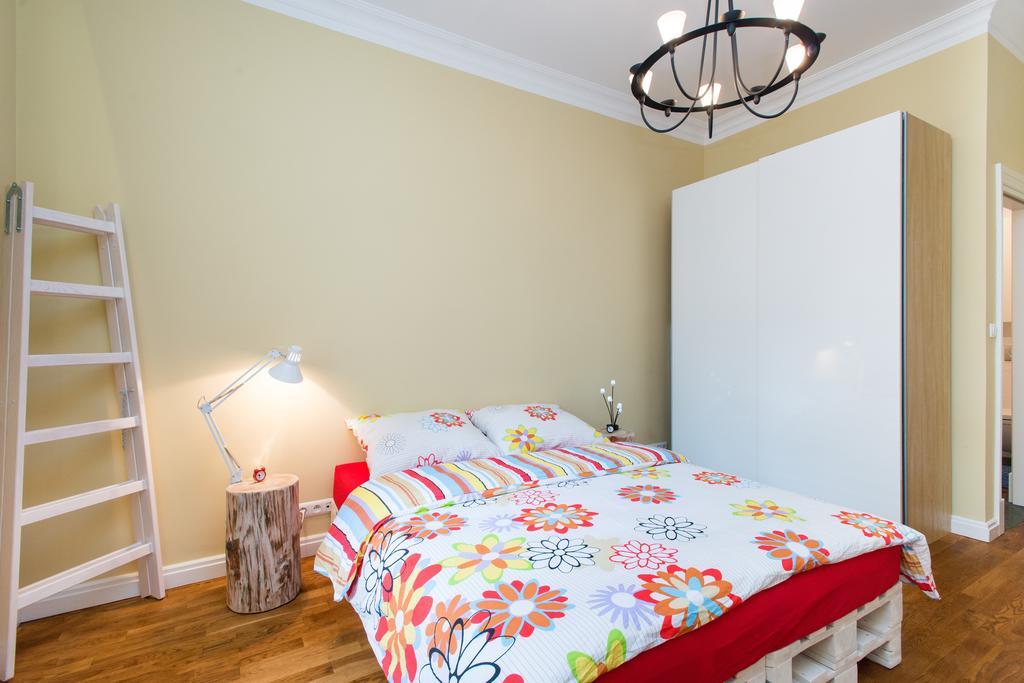 Style4Rent Sunny Old Town Apartments クラクフ 部屋 写真