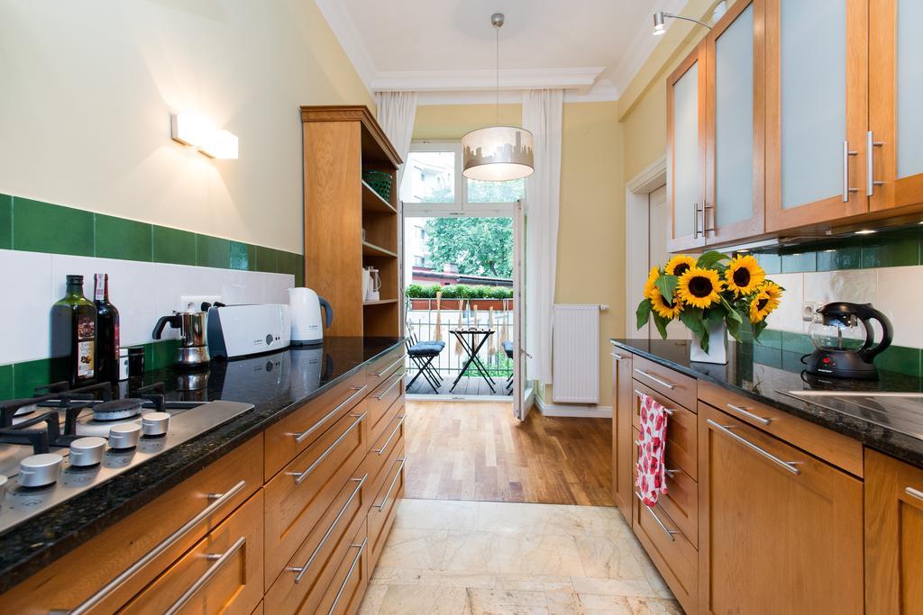 Style4Rent Sunny Old Town Apartments クラクフ 部屋 写真